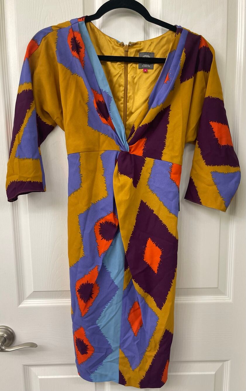 Vince Camuto deep V-neck 3/4 length sleeves knot detail retro mustard NWT 4
